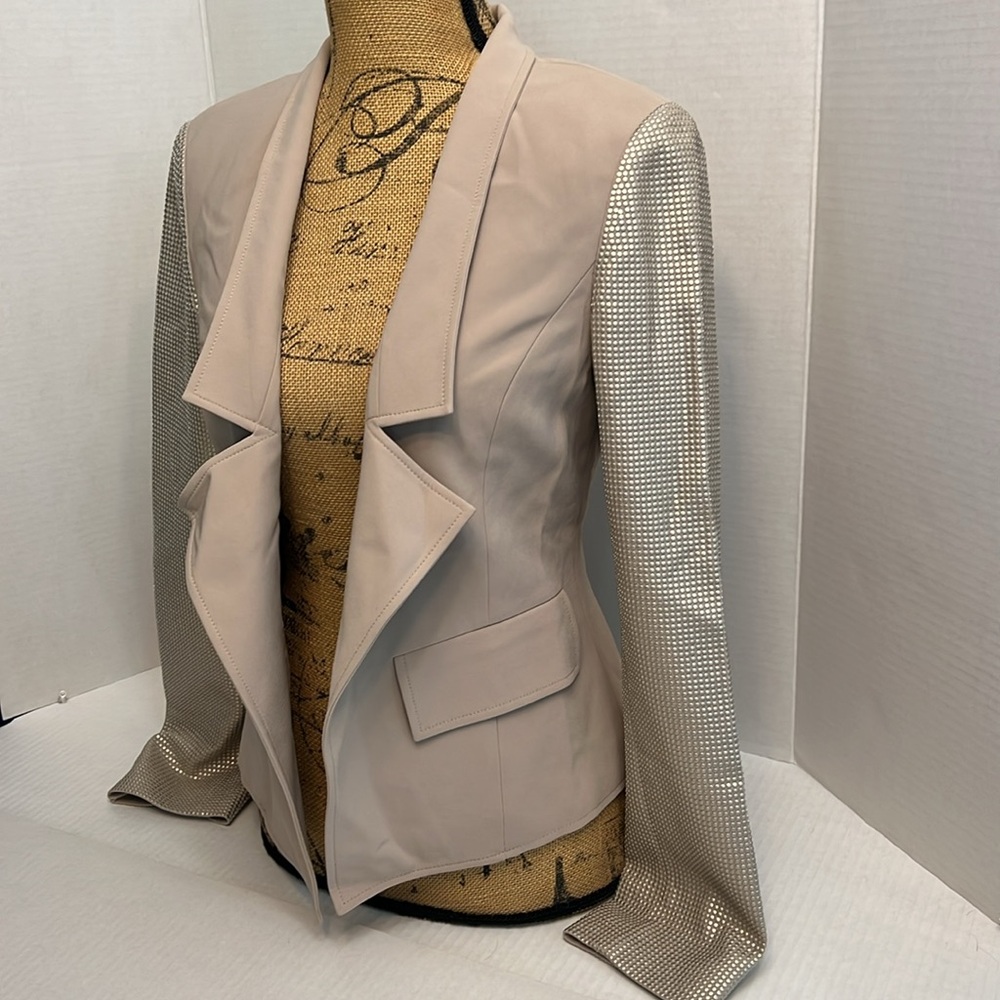 ST JOHN CREAM BLAZER WITH STUDDED SLEEVES 6